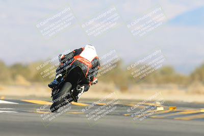 media/Jan-10-2025-CVMA Friday Practice (Fri) [[489e0da257]]/Group 4 and Trackday/Session 4 (Turn 16)/